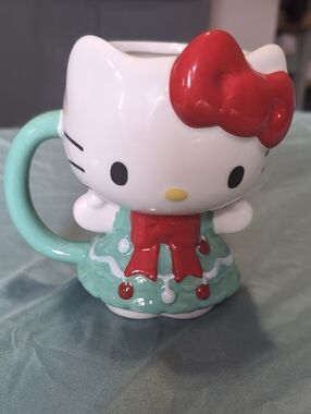 NEW Hello Kitty Mug with Christmas tree Dress *BING